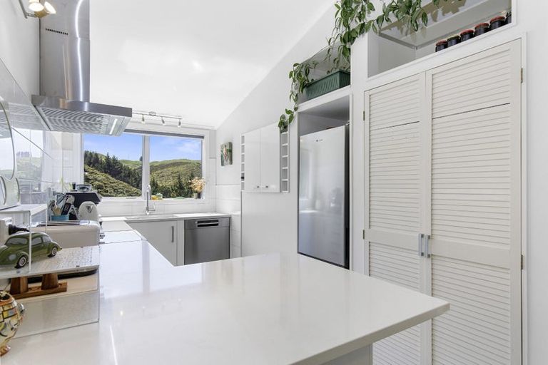 Photo of property in 140 Hill Road, Belmont, Lower Hutt, 5010
