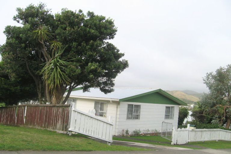 Photo of property in 40 Conclusion Street, Ascot Park, Porirua, 5024