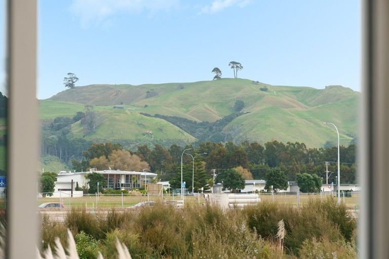 Photo of property in 8 Westhill Lane, Papamoa Beach, Papamoa, 3118