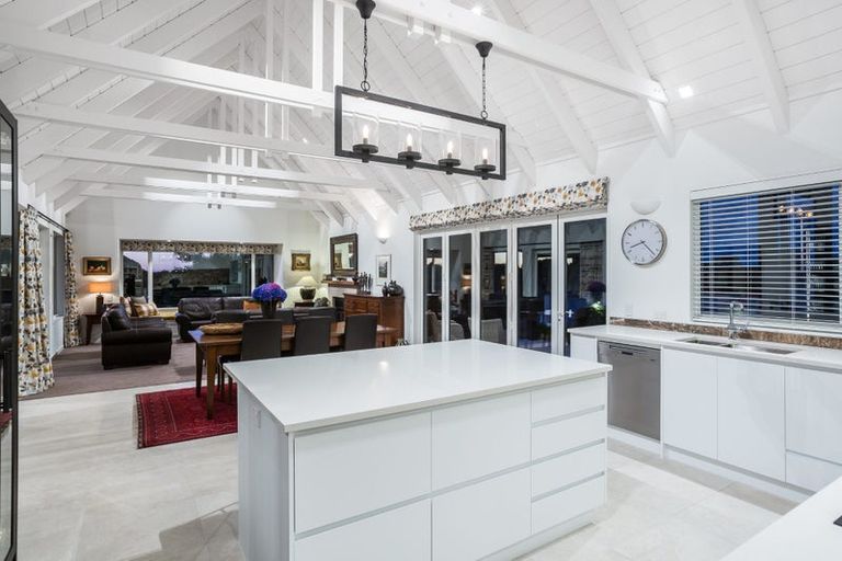 Photo of property in 67 Tarahunga Road, Levin, 5571