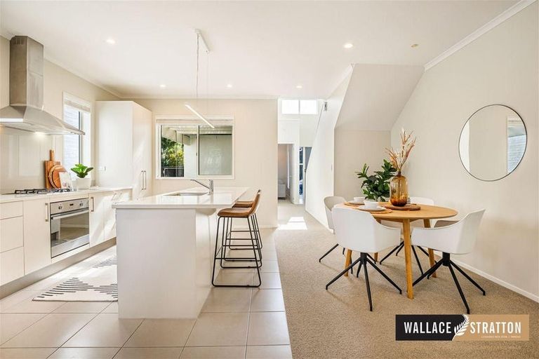 Photo of property in 17 Station Street, Hobsonville, Auckland, 0616