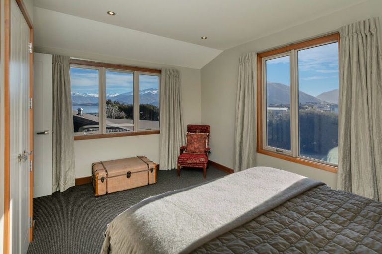 Photo of property in 19 Ridgecrest, Wanaka, 9305