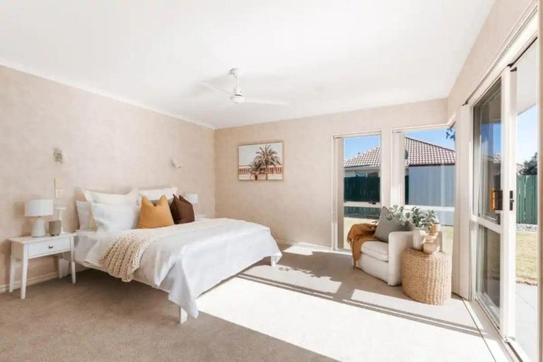 Photo of property in 4 Monterey Key, Papamoa Beach, Papamoa, 3118