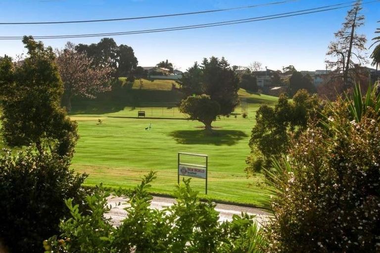 Photo of property in 76c Vale Street, Otumoetai, Tauranga, 3110