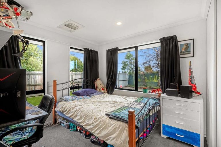 Photo of property in 64 Mcgregors Road, Bromley, Christchurch, 8062