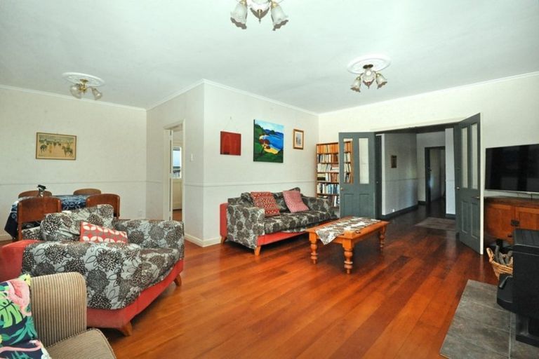 Photo of property in 55 Riverside Drive, Waiuku, 2123