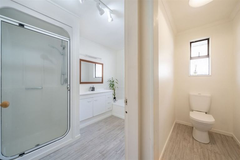 Photo of property in 546a Stokes Valley Road, Stokes Valley, Lower Hutt, 5019