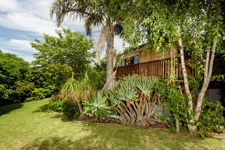 Photo of property in 47 Homestead Place, Welcome Bay, Tauranga, 3112