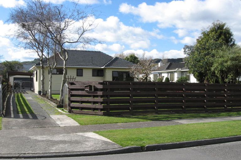 Photo of property in 30 Faulke Avenue, Wainuiomata, Lower Hutt, 5014