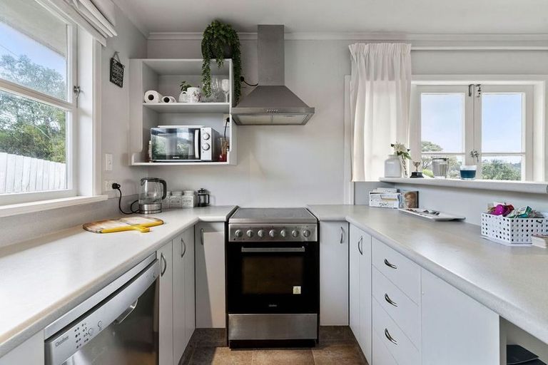 Photo of property in 1/67 Manuka Road, Bayview, Auckland, 0629