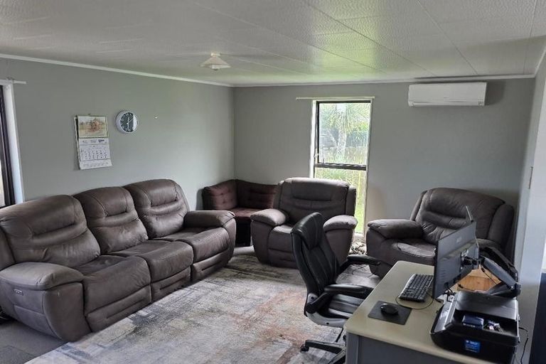 Photo of property in 2/162 Finlayson Avenue, Clendon Park, Auckland, 2103