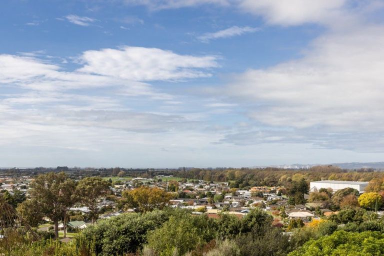 Photo of property in 58 Churchill Drive, Taradale, Napier, 4112