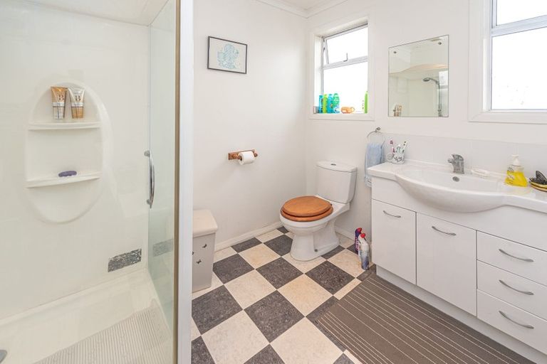 Photo of property in 22 Egmont Street, Castlecliff, Whanganui, 4501