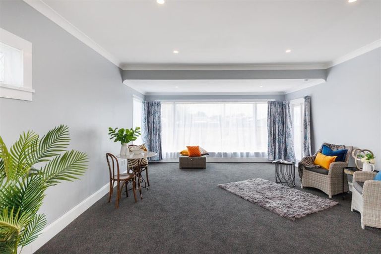 Photo of property in 37 Harris Street, Marton, 4710