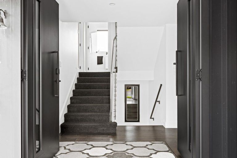 Photo of property in 1c Puriri Avenue, Orewa, 0931