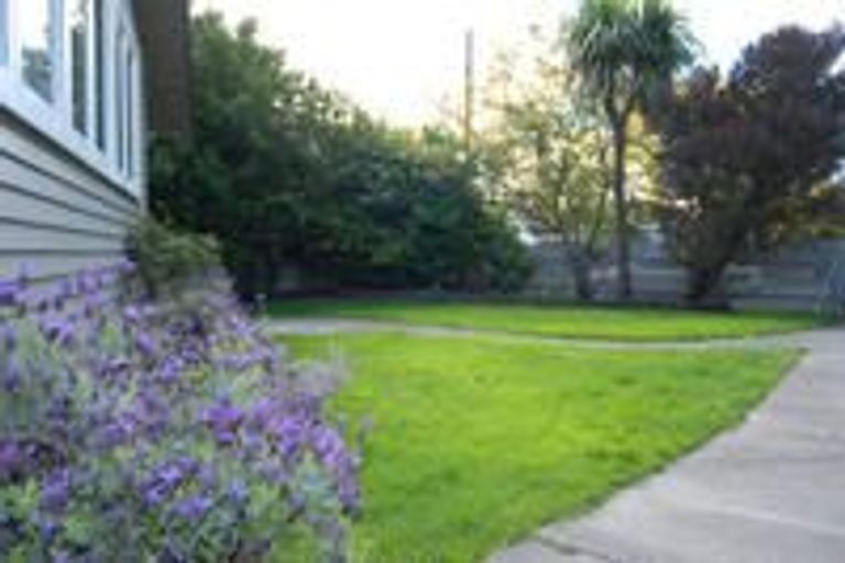 Photo of property in 28 Elliott Crescent, Havelock North, 4130