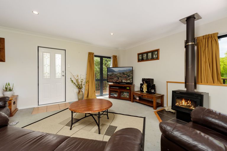 Photo of property in 47 Homestead Place, Welcome Bay, Tauranga, 3112