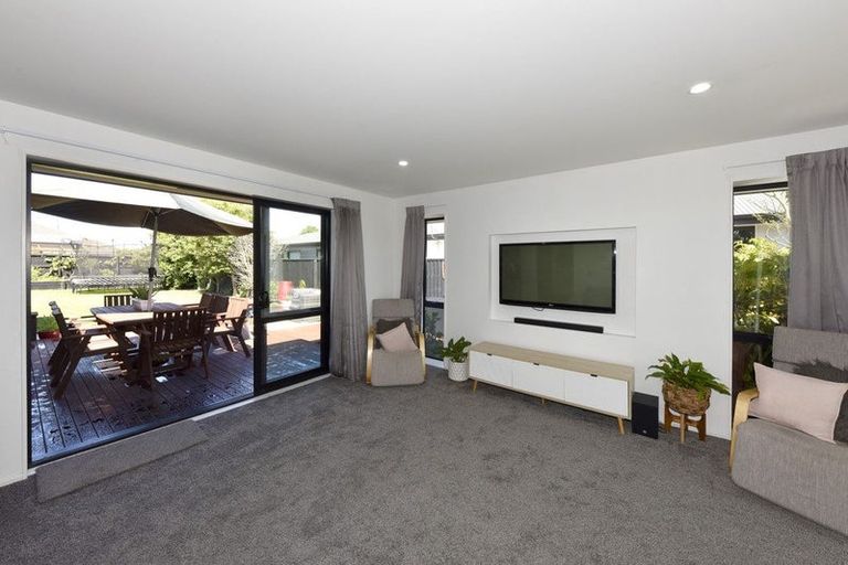 Photo of property in 32 Blackburn Street, Kaiapoi, 7630