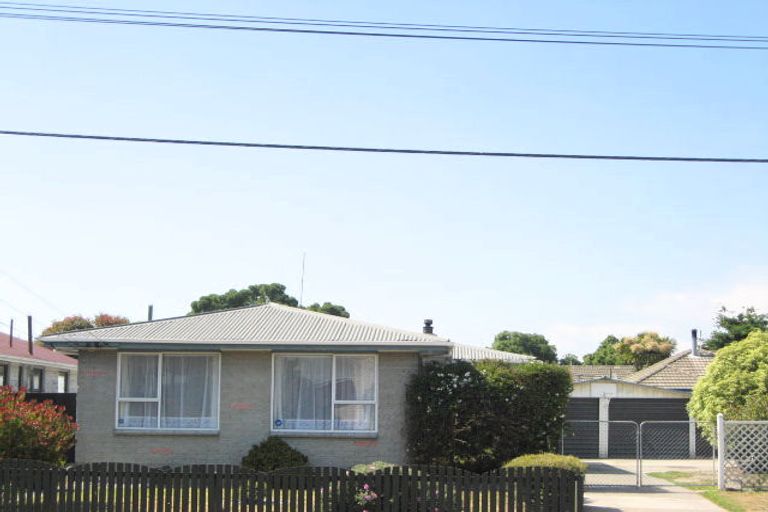 Photo of property in 10 Rowses Road, Aranui, Christchurch, 8061