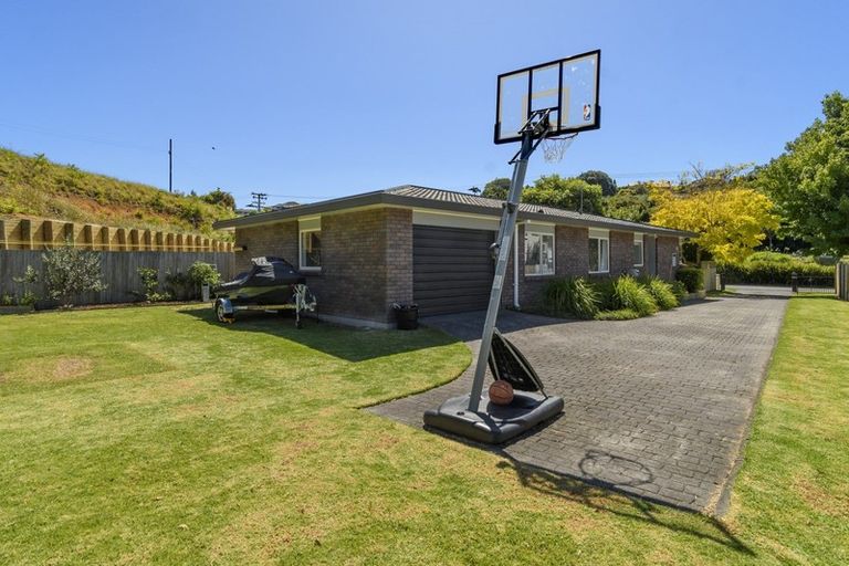 Photo of property in 4 Beach Grove, Omokoroa, 3114