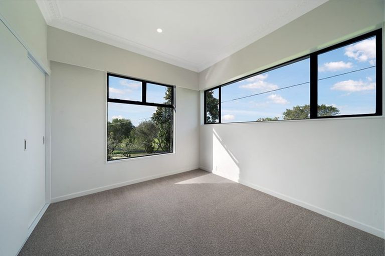 Photo of property in 301 Spur Road, Stillwater, Silverdale, 0993