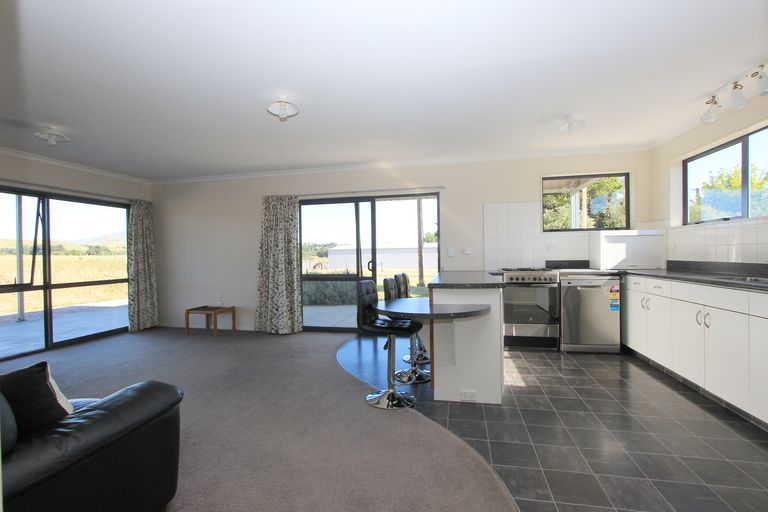 Photo of property in 60 Duncan Street, Ward, Seddon, 7285