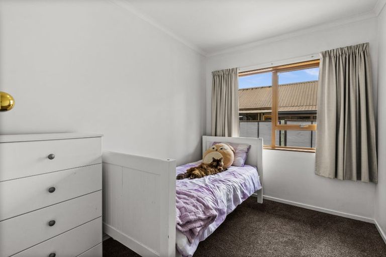 Photo of property in 17 Elliott Street, Taradale, Napier, 4112