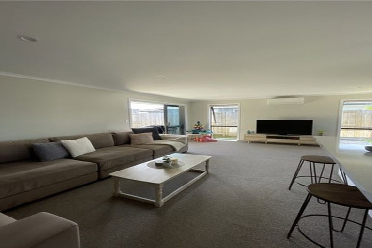 Photo of property in 9 Sabre Street, Papamoa Beach, Papamoa, 3118