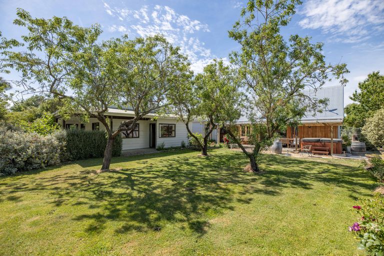 Photo of property in 81 Littles Road, Oxford, 7495