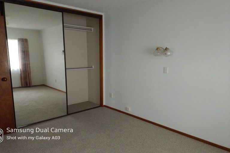 Photo of property in 4 Dinniss Avenue, Regent, Whangarei, 0112