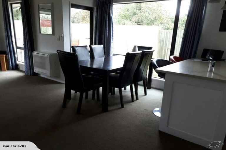 Photo of property in 8a Kenwyn Avenue, St Albans, Christchurch, 8052