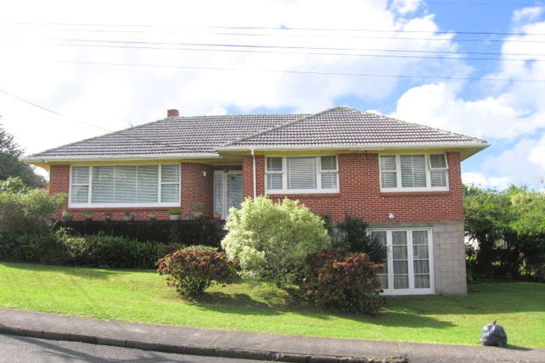 Photo of property in 21 Kereru Street, Henderson, Auckland, 0612