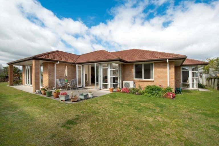 Photo of property in 19 Galloway Crescent, Pyes Pa, Tauranga, 3112