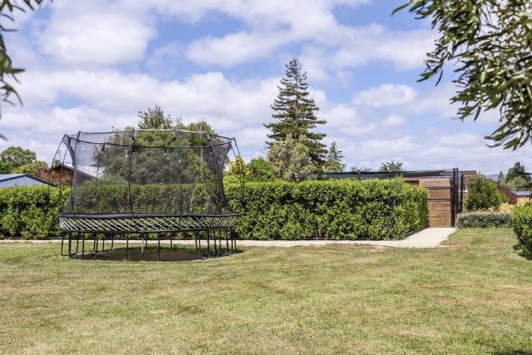 Photo of property in 20 Burgundy Drive, Martinborough, 5711