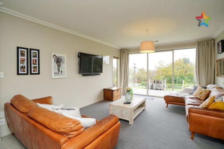 Photo of property in 27 Main Street, Otautau, 9610