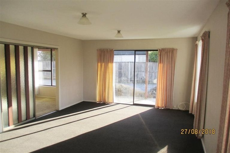 Photo of property in 32 Ansonby Street, Russley, Christchurch, 8042