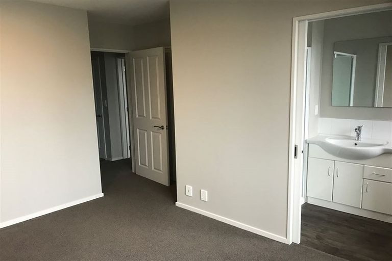 Photo of property in 1/66 Packe Street, Edgeware, Christchurch, 8013