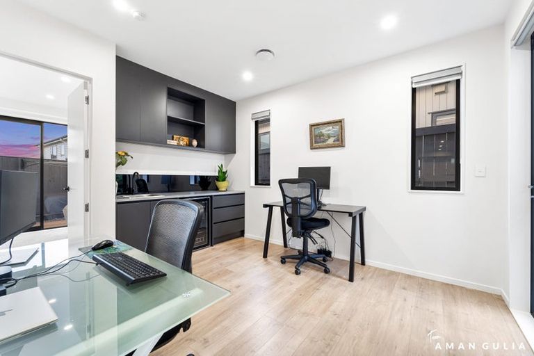 Photo of property in 90 Joshua Carder Drive, Hobsonville, Auckland, 0616