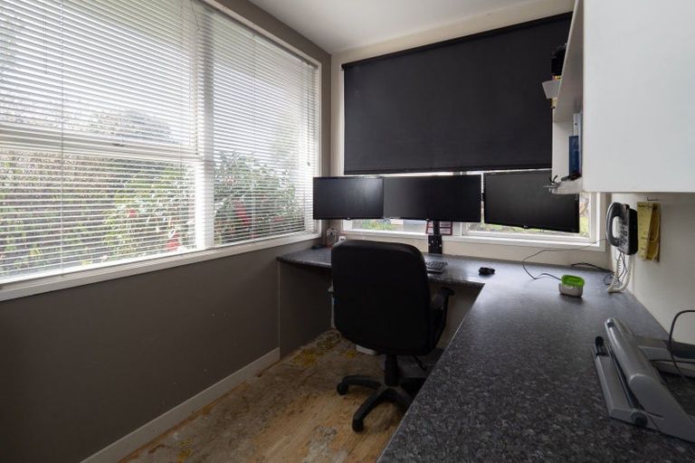 Photo of property in 155 Mcmurdo Street, Tinwald, Ashburton, 7700