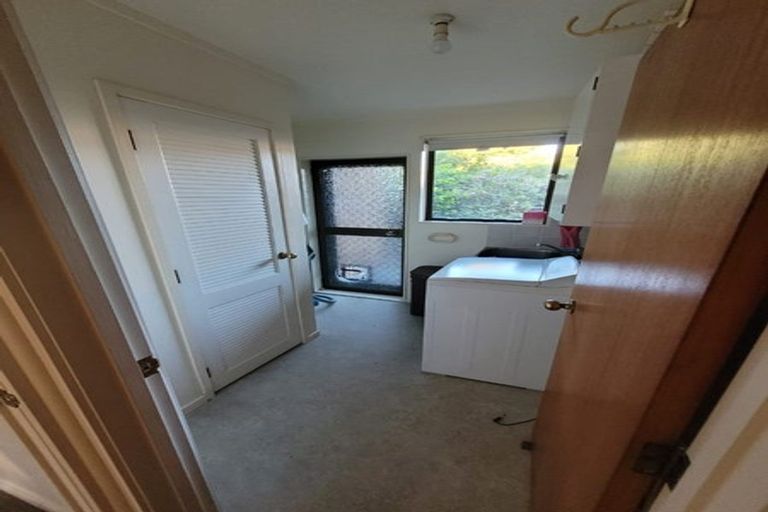 Photo of property in 1/23 Royal Road, Massey, Auckland, 0614