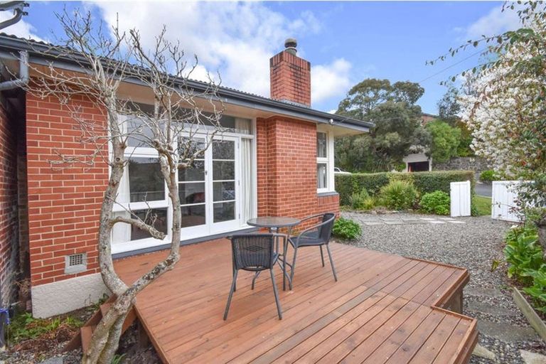 Photo of property in 2 Woodside Terrace, Andersons Bay, Dunedin, 9013