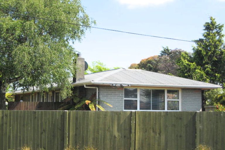 Photo of property in 11 Rowses Road, Aranui, Christchurch, 8061