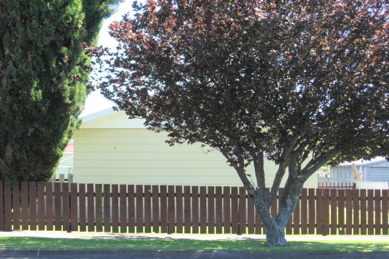 Photo of property in 23 Cobden Street, Gisborne, 4010