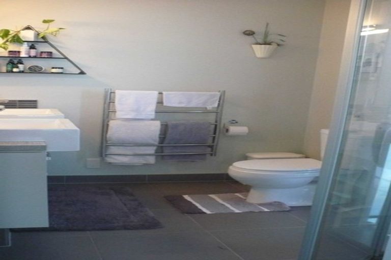 Photo of property in 8 Fendalton Place, Hatfields Beach, Orewa, 0931