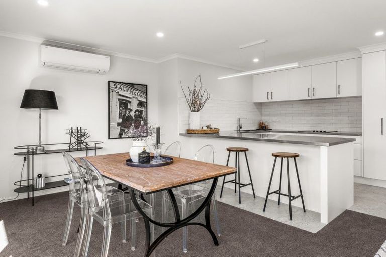Photo of property in 50a Napier Road, Havelock North, 4130