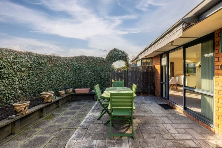 Photo of property in 1/156 Blighs Road, Strowan, Christchurch, 8052