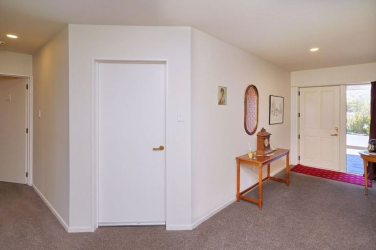 Photo of property in 2e Hilton Drive, Amberley, 7410