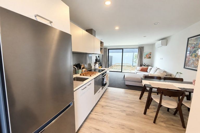 Photo of property in 2/43 Dickens Street, Addington, Christchurch, 8024