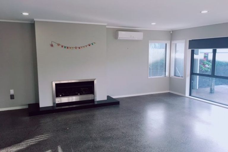 Photo of property in 37 Rochester Crescent, Somerville, Auckland, 2014