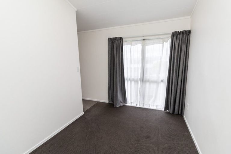 Photo of property in 11 Nalanda Crescent, Broadmeadows, Wellington, 6035